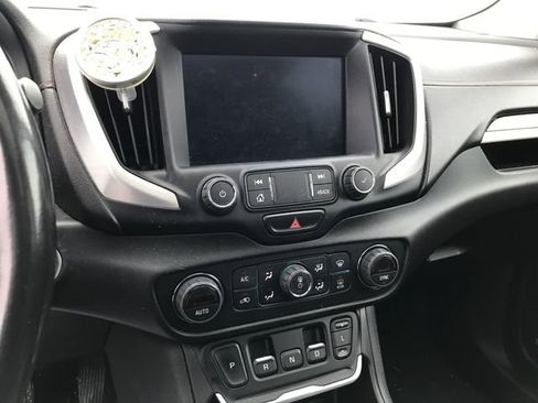 Used 2019 GMC Terrain SLT w/ Preferred Package image 7