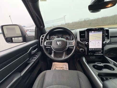 Used 2024 RAM 3500 Big Horn w/ Sport Appearance Package image 26