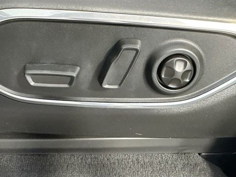 Used 2022 Jeep Wagoneer Series III w/ Premium Group I RWD image 20