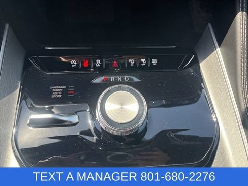 New 2026 Jeep Grand Wagoneer L 4WD w/ Premium Group I image 22