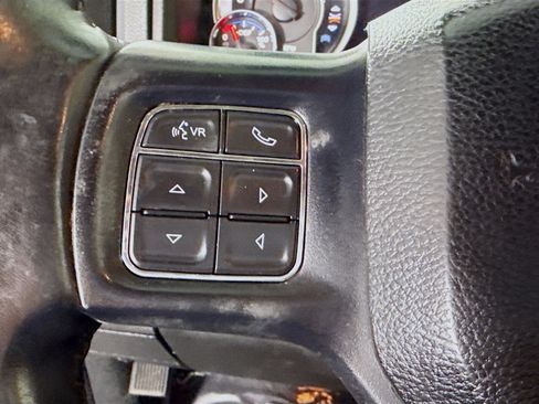 Used 2018 RAM 1500 Classic SLT w/ SLT Plus D←cor Group image 14