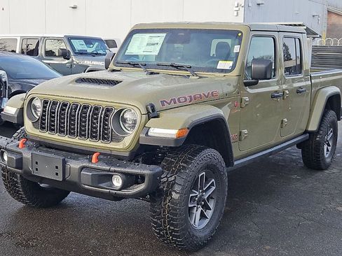 New 2026 Jeep Gladiator Mojave image 3
