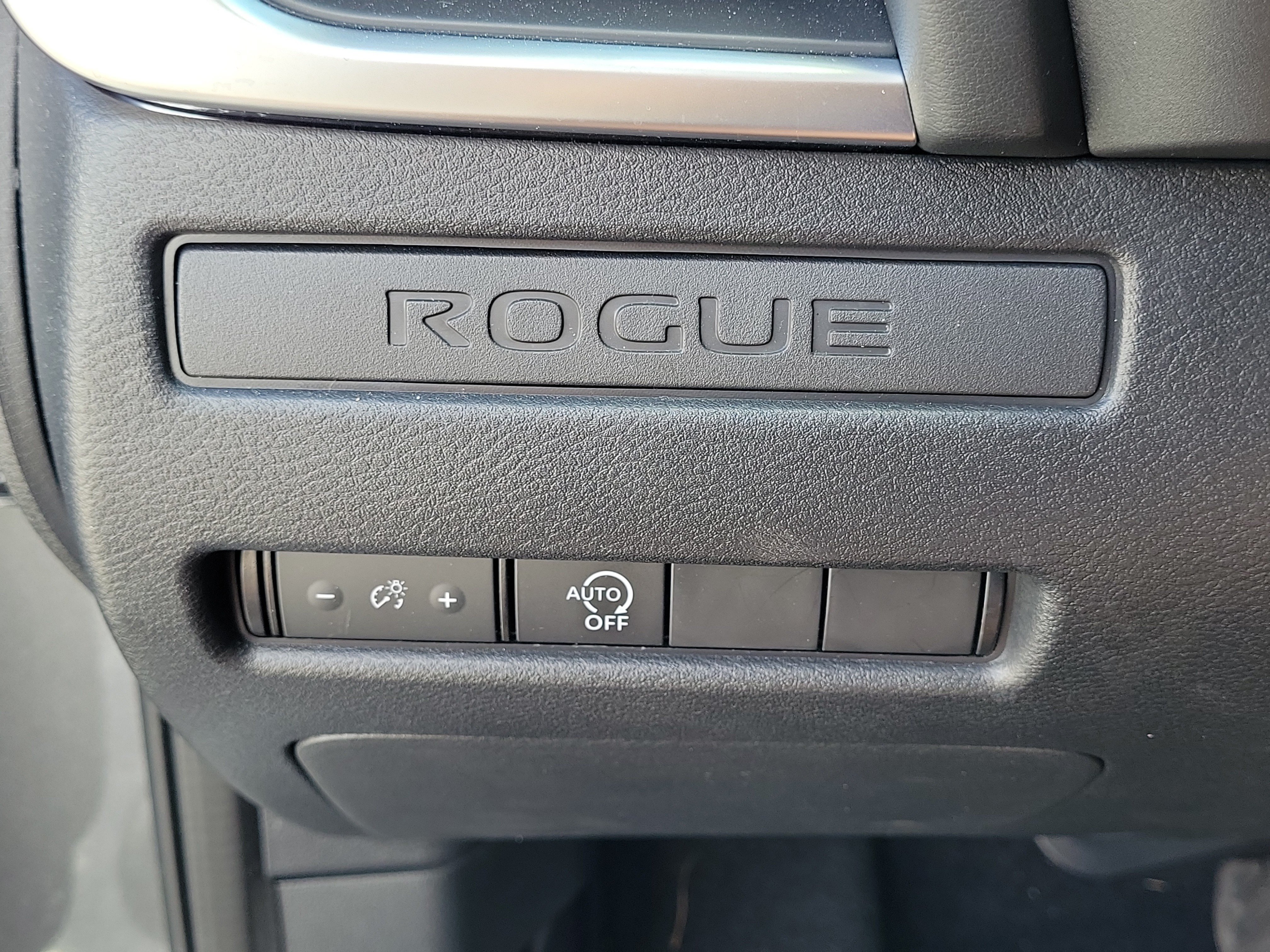 Certified 2024 Nissan Rogue S FWD image 22