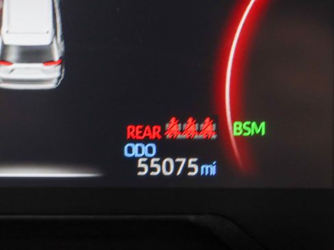 Used 2023 Toyota RAV4 XLE Premium FWD image 16