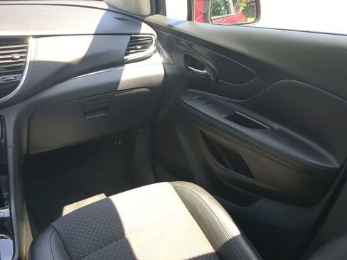 Used 2020 Buick Encore Preferred FWD image 16