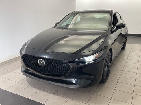 Used 2021 MAZDA MAZDA3 s image 2