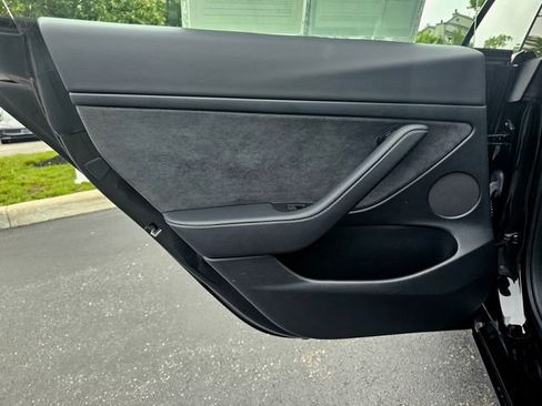 Used 2023 Tesla Model 3 Standard Range RWD image 27