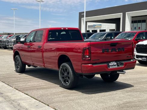New 2026 RAM 3500 Big Horn AWD/4WD image 4