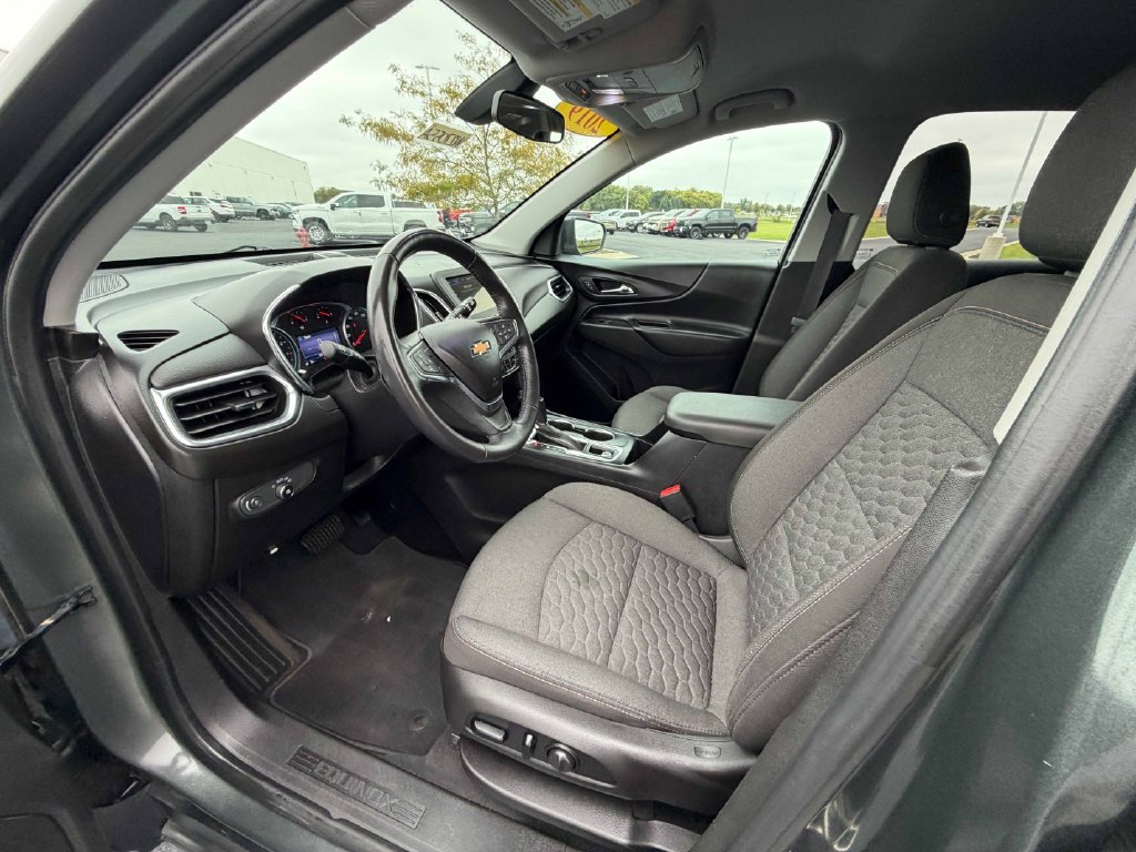 Used 2019 Chevrolet Equinox LT AWD/4WD image 17