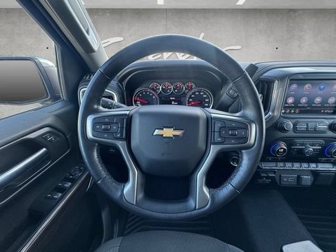 Used 2021 Chevrolet Silverado 1500 LT AWD/4WD image 21