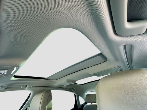 Used 2023 Audi A8 L 3.0T w/ Comfort Plus Package image 20