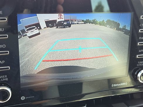 Used 2021 Toyota Corolla L FWD image 18