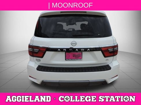 Certified 2024 Nissan Armada SL w/ Captain's Chairs Package RWD image 5