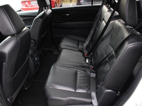 Used 2022 Honda Pilot Special Edition image 16