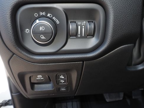 New 2026 RAM 1500 Laramie w/ Night Edition image 28