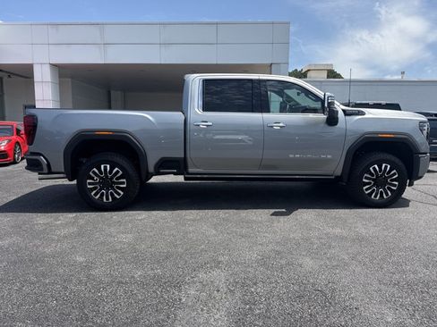 New 2026 GMC Sierra 2500 Denali Ultimate AWD/4WD image 2