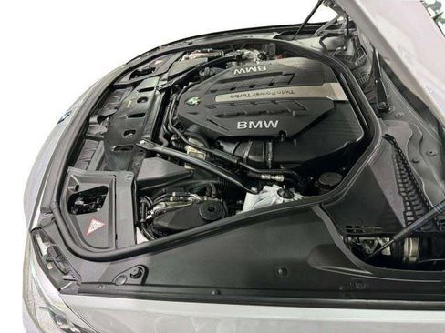 Used 2014 BMW 550i xDrive Sedan AWD/4WD image 47
