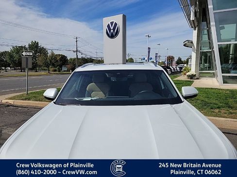 New 2026 Volkswagen Atlas Cross Sport SE image 5