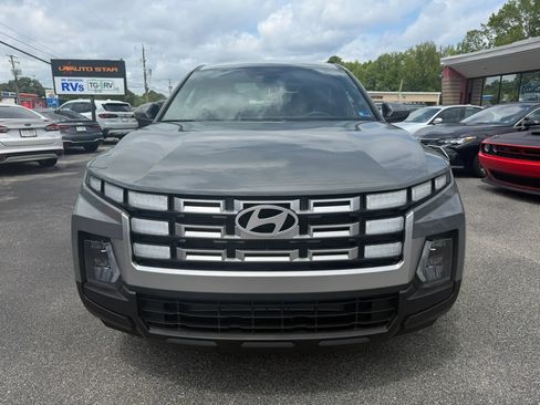 Used 2025 Hyundai Santa Cruz SE AWD/4WD image 8