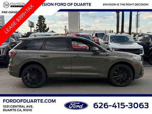 Used 2025 Lincoln Corsair FWD w/ Equipment Group 101A image 11