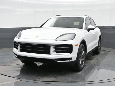 New 2026 Porsche Cayenne S AWD/4WD image 12