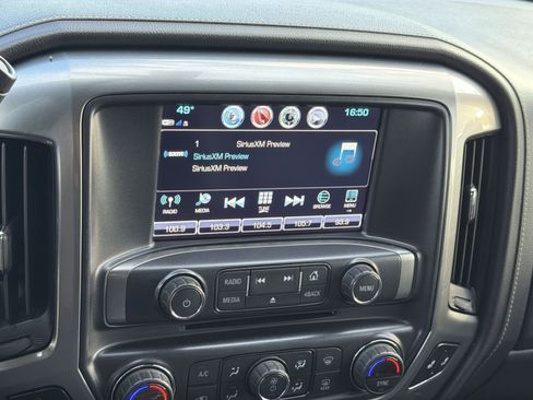 Used 2018 Chevrolet Silverado 1500 LTZ image 18