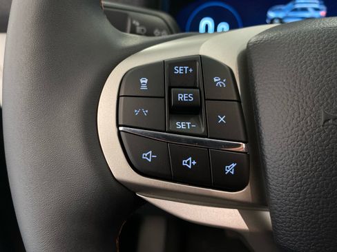 New 2026 Ford Explorer Active w/ Active Comfort Package AWD/4WD image 19