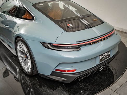 Certified 2024 Porsche 911 GT3 RS RWD image 25