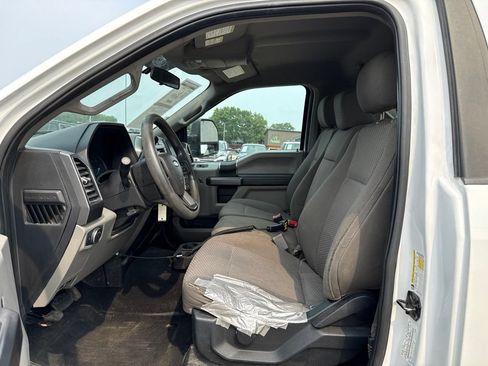 Used 2019 Ford F250 XLT w/ Snow Plow Prep Package AWD/4WD image 23