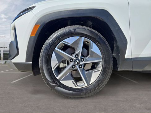 Used 2025 Hyundai Tucson SEL image 14
