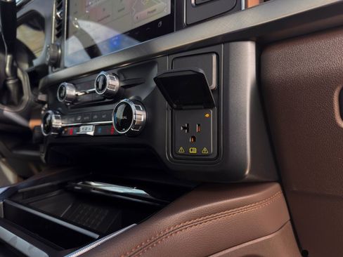 New 2026 Ford F350 King Ranch w/ Chrome Package image 34