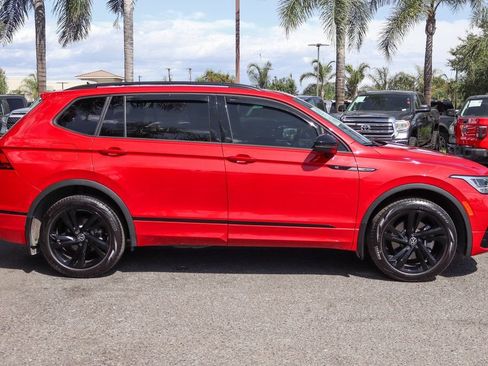 Used 2024 Volkswagen Tiguan SE R-Line FWD image 10
