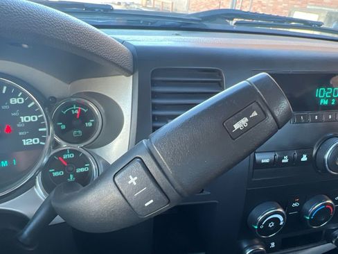 Used 2011 GMC Sierra 2500 W/T image 17