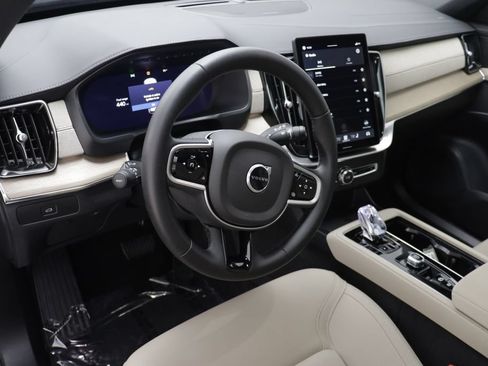 Used 2026 Volvo XC90 B6 Plus AWD/4WD image 6
