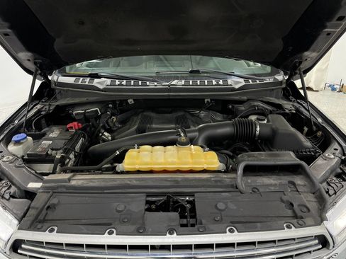 Used 2018 Ford F150 Lariat w/ Equipment Group 502A Luxury AWD/4WD image 27