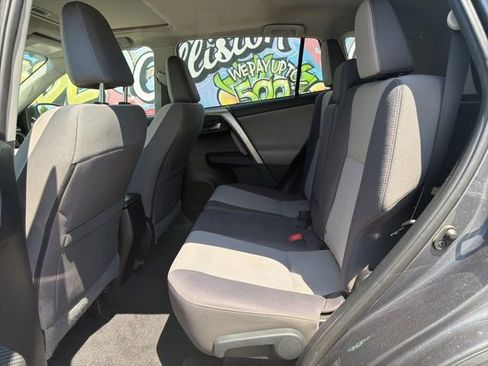 Used 2015 Toyota RAV4 XLE AWD/4WD image 18