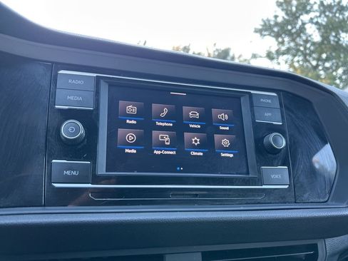 Used 2021 Volkswagen Jetta R-Line image 26