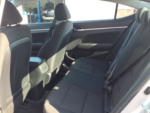 Used 2019 Hyundai Elantra SEL w/ Cargo Package FWD image 10