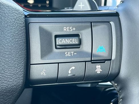 New 2026 Nissan Pathfinder Platinum image 24