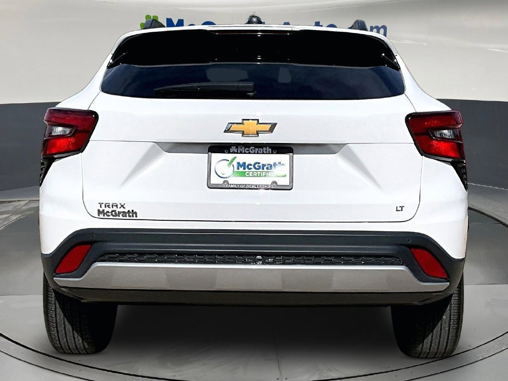 Used 2025 Chevrolet Trax LT w/ Driver Confidence Package FWD image 6