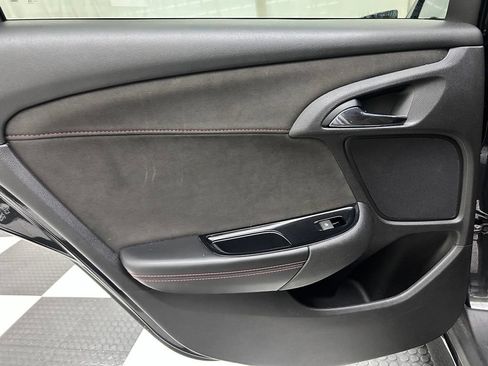 Used 2016 Chevrolet SS RWD image 13