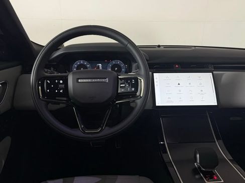 Certified 2026 Land Rover Range Rover Velar Dynamic SE AWD/4WD image 30