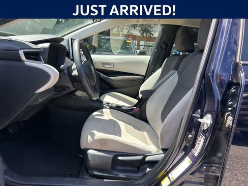Used 2021 Toyota Corolla LE FWD image 11