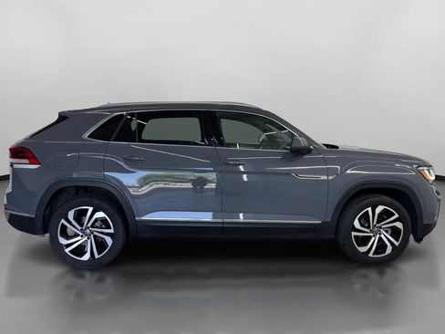Used 2021 Volkswagen Atlas Cross Sport SEL Premium AWD/4WD image 11