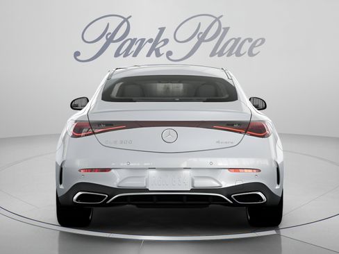 Certified 2026 Mercedes-Benz CLE 300 4MATIC Coupe image 17