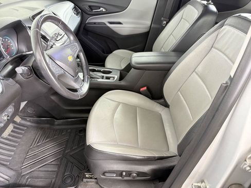Used 2018 Chevrolet Equinox Premier FWD image 7