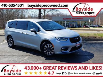 Used 2023 Chrysler Pacifica Touring-L