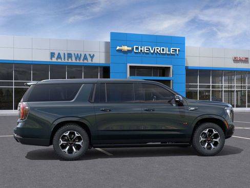 New 2026 GMC Yukon XL AT4 image 5