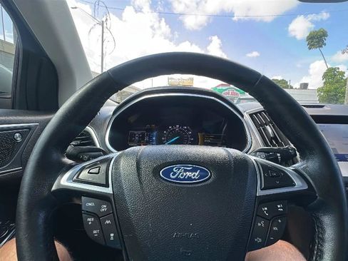 Used 2020 Ford Edge Titanium w/ Equipment Group 301A FWD image 38
