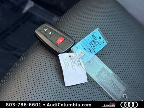 Used 2023 Toyota 4Runner Limited AWD/4WD image 37